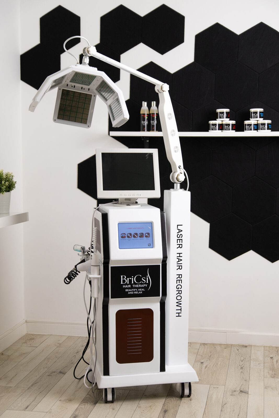 A BriCsi Hair Therapy haj- és fejbőrregeneráló gép